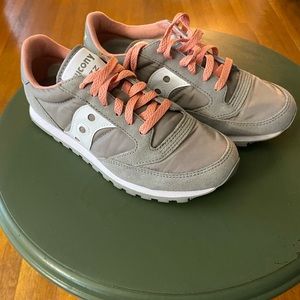 Women’s Saucony shoes